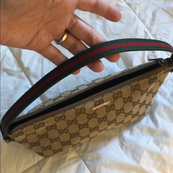 Small Gucci Authentic bag - Picture 4 of 8
